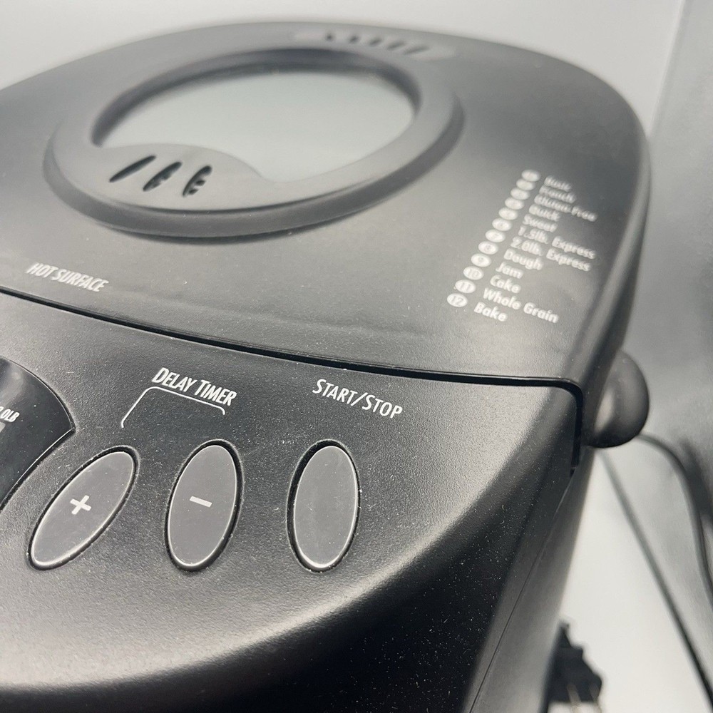Hamilton Beach Bread Maker Black Model 29882- 2 lb Loaf Programmable Automatic