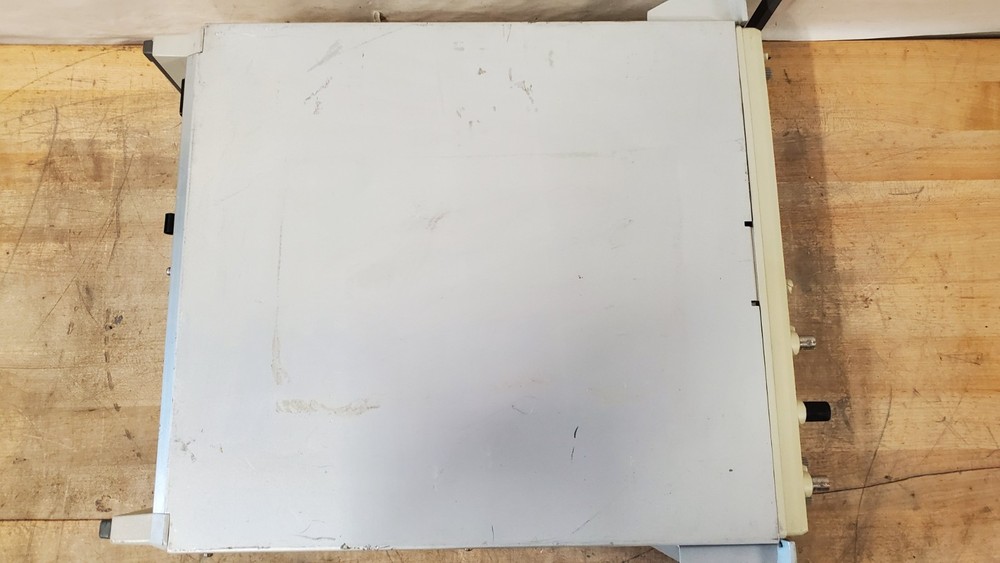 PHILIPS / FLUKE PM 3052 OSCILLOSCOPE - WORKS, READ