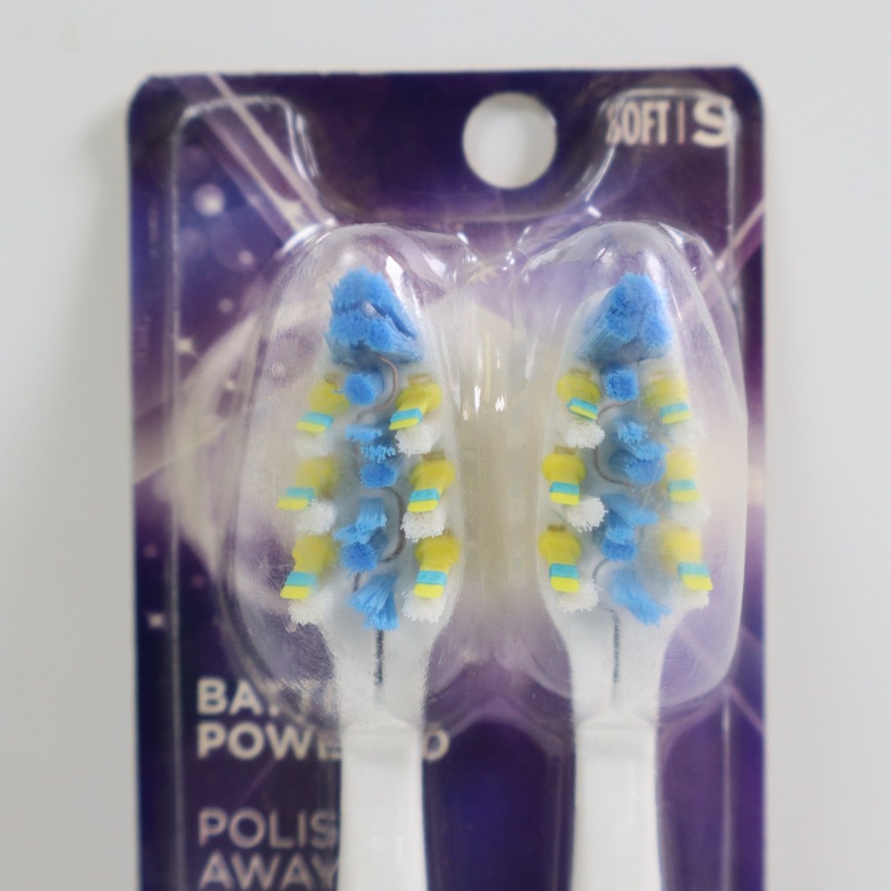 Oral-B Pulsar White Advanced Vivid Toothbrushes Soft 2 Value Pack