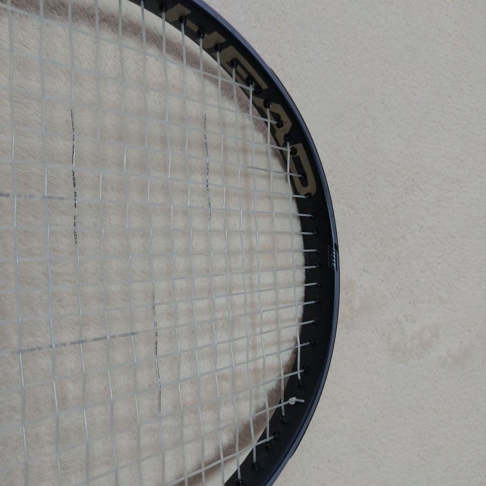 Tennis racket (hard)