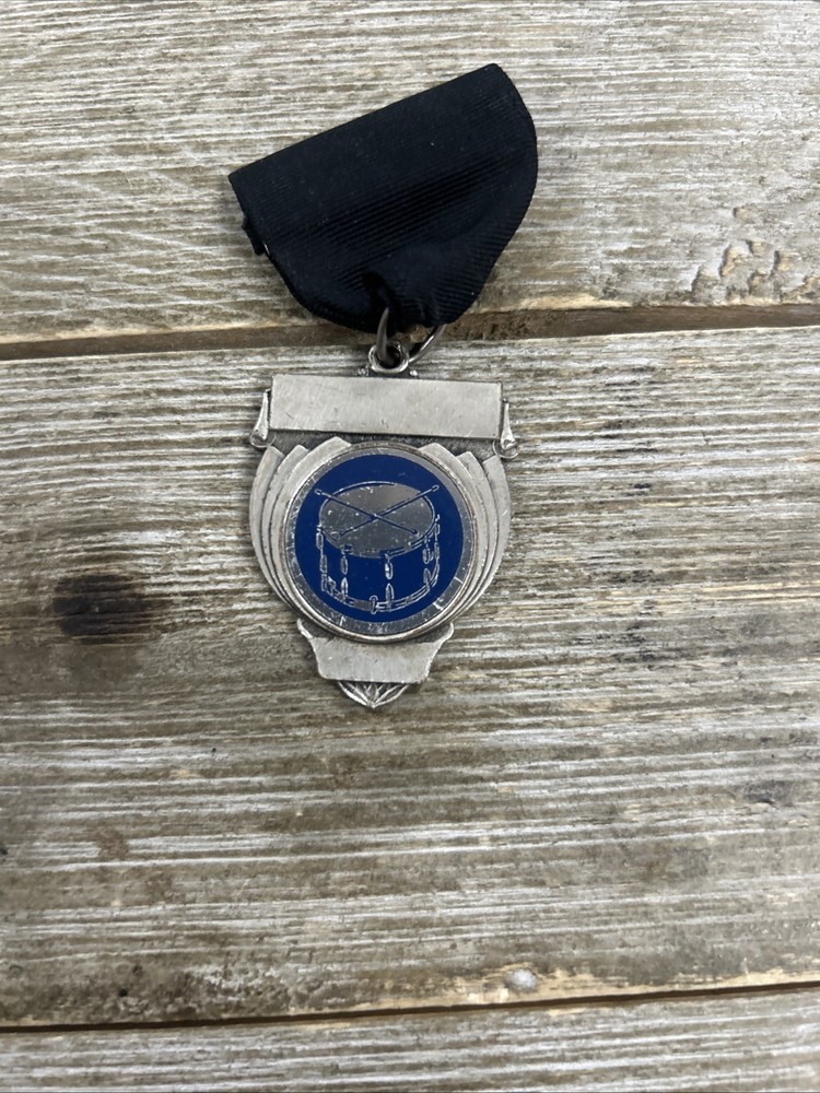 Drum Medal Silver Toned