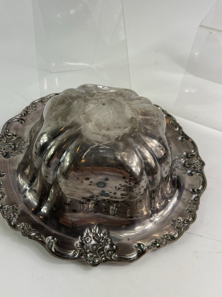 Compote Low Fruit Bowl Silver Plate 10" diameter Grapes Fruit Maker Unknown