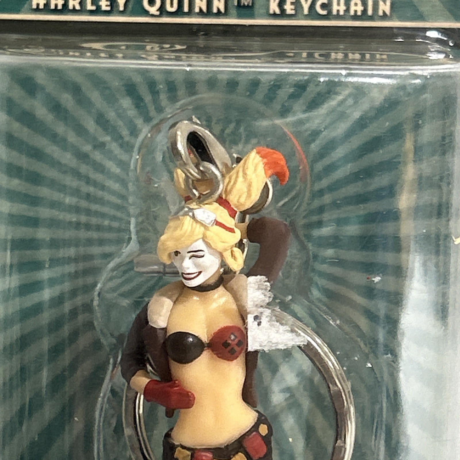 DC Comícs Bombshell Harley Quinn Sculpted 3” Tall Stylized Premium PVC Keychain