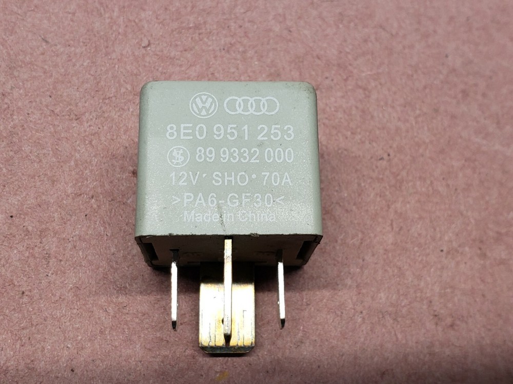 AUDI VW MULTIFUNCTION RELAY OEM 8E0951253