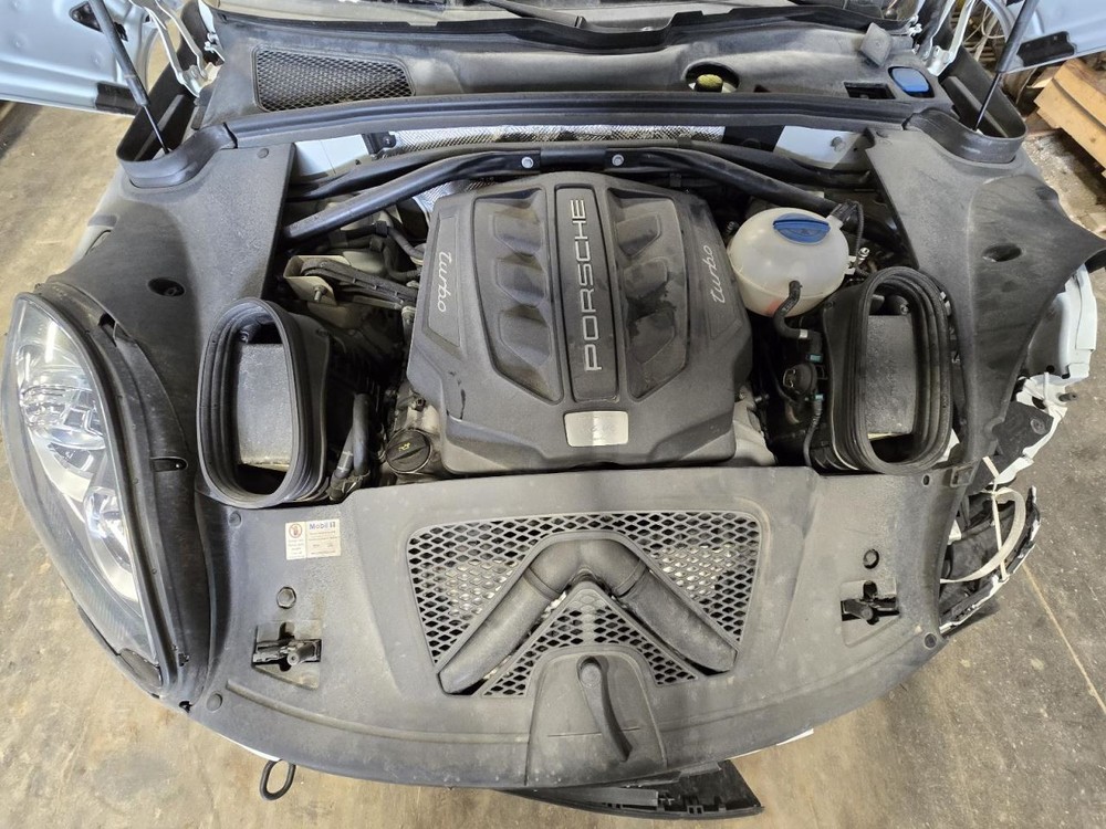 MACAN 2016 Jack 1538878