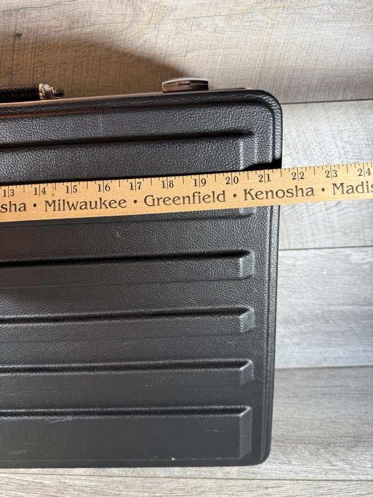 21” Heavy Duty Platt Travel Case With Inserts