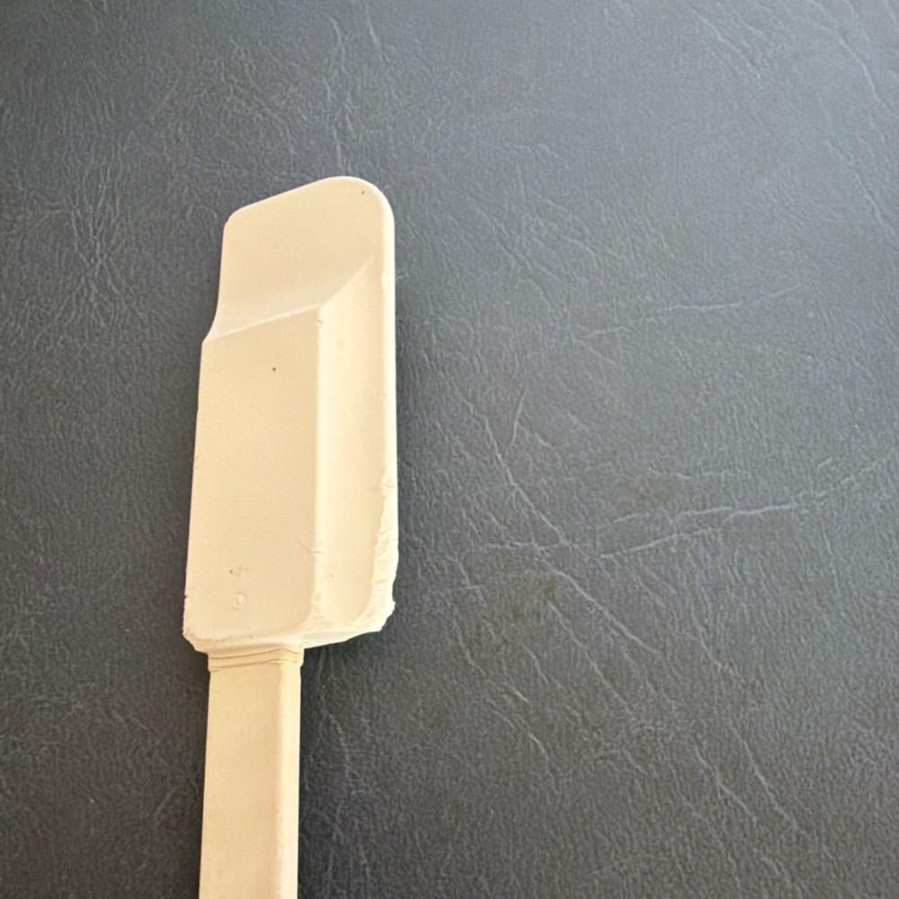The Pampered Chef Plastic Scoop Set Square Shape 4 Pieces