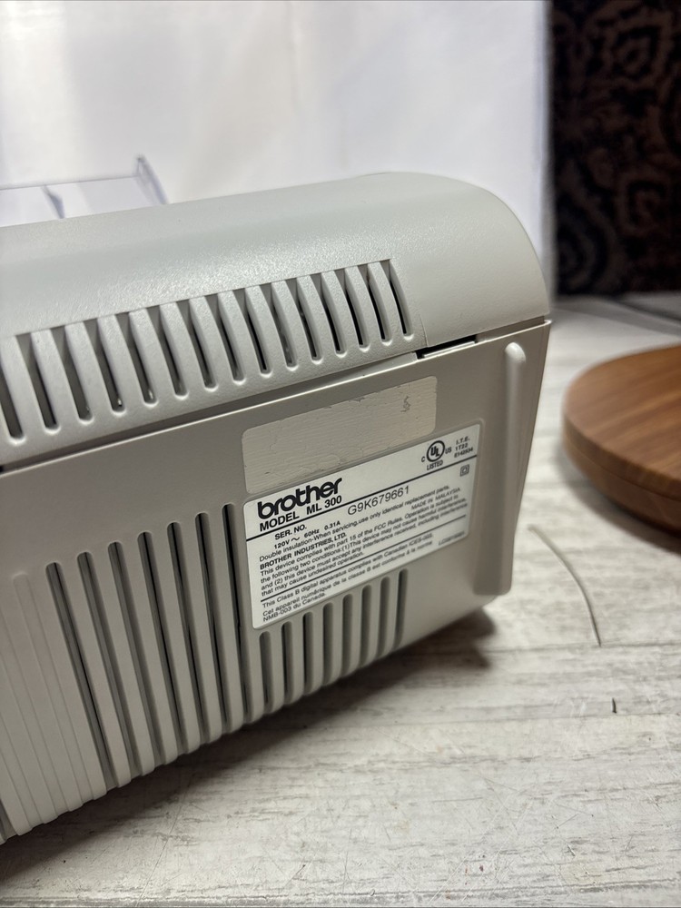 Brother ML-300 Electronic Dictionary Typewriter~Tested and Working