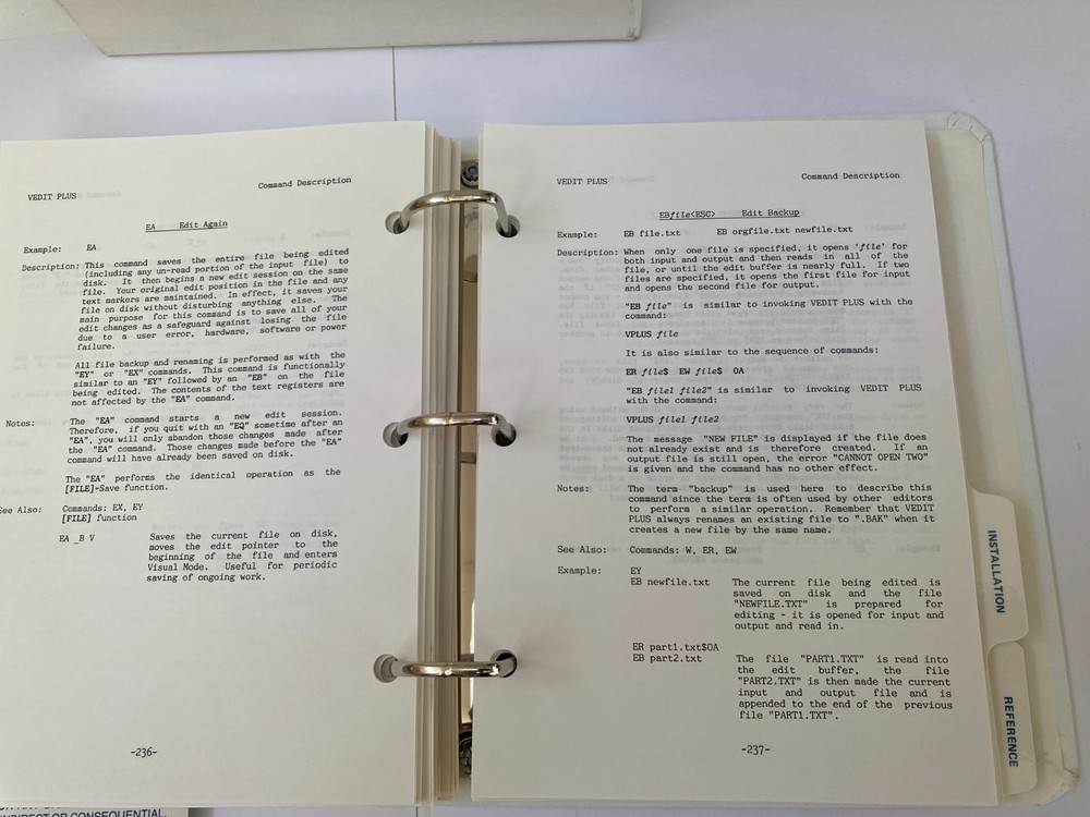 CompuView VEDIT PLUS - Boxed User/Programming/Reference Manual-V2.03/2.33 - 1986