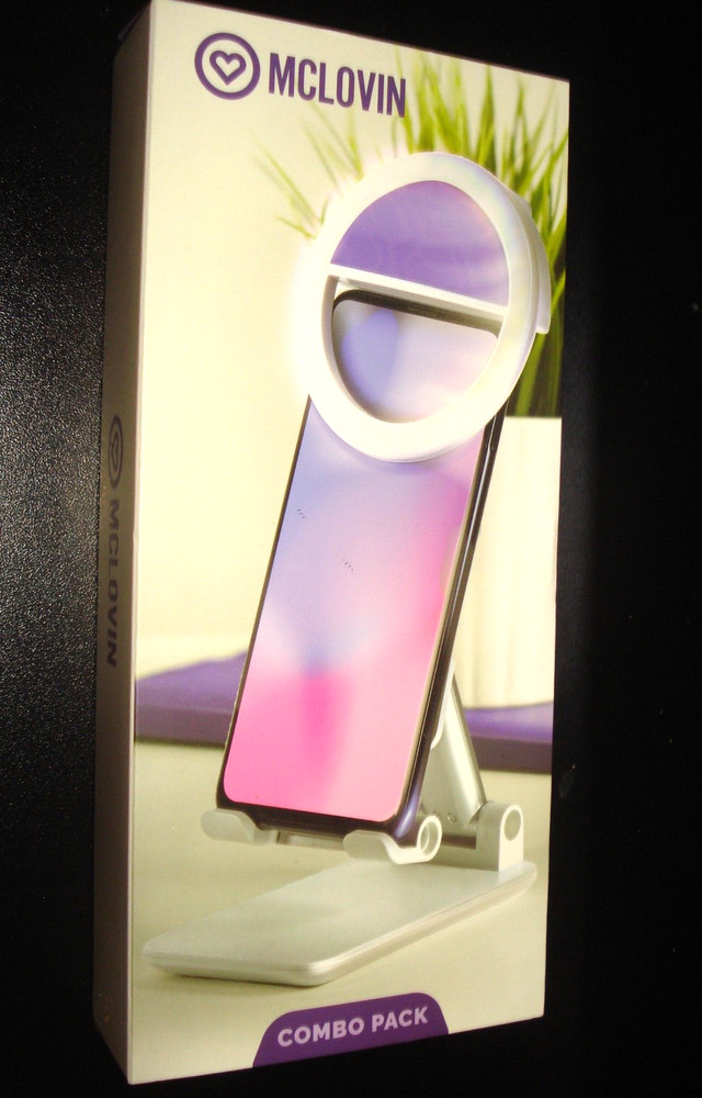 Mclovin Combo Pack Clip On Ring Light /Articulating Stand    New!!