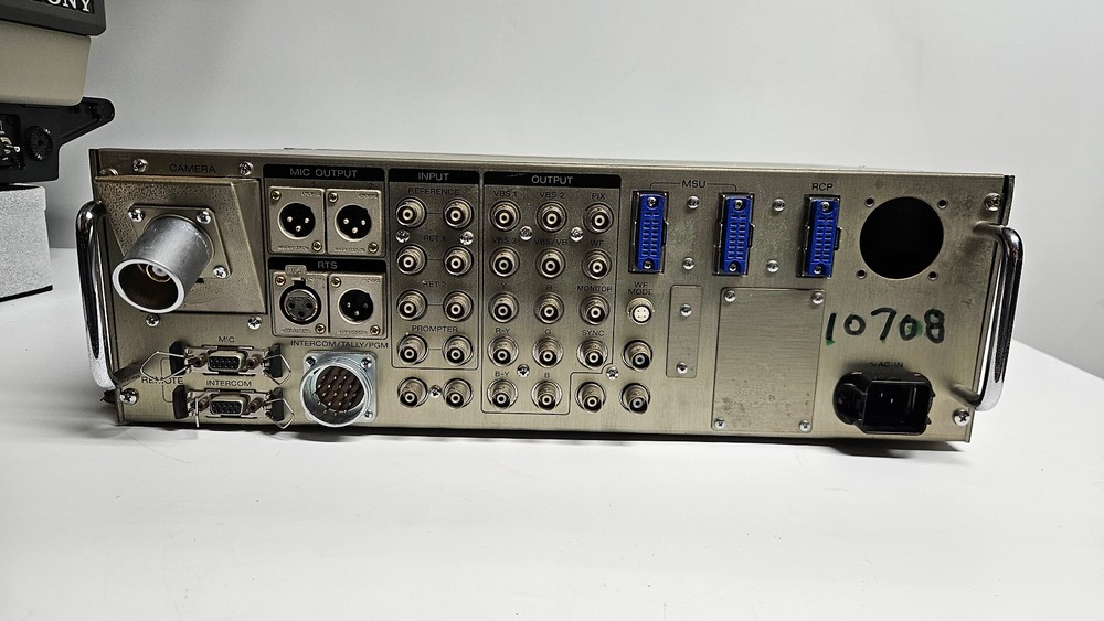 Sony CCU-370 Camera Control Unit Tested & Working -Broken PGM Intercom Knob