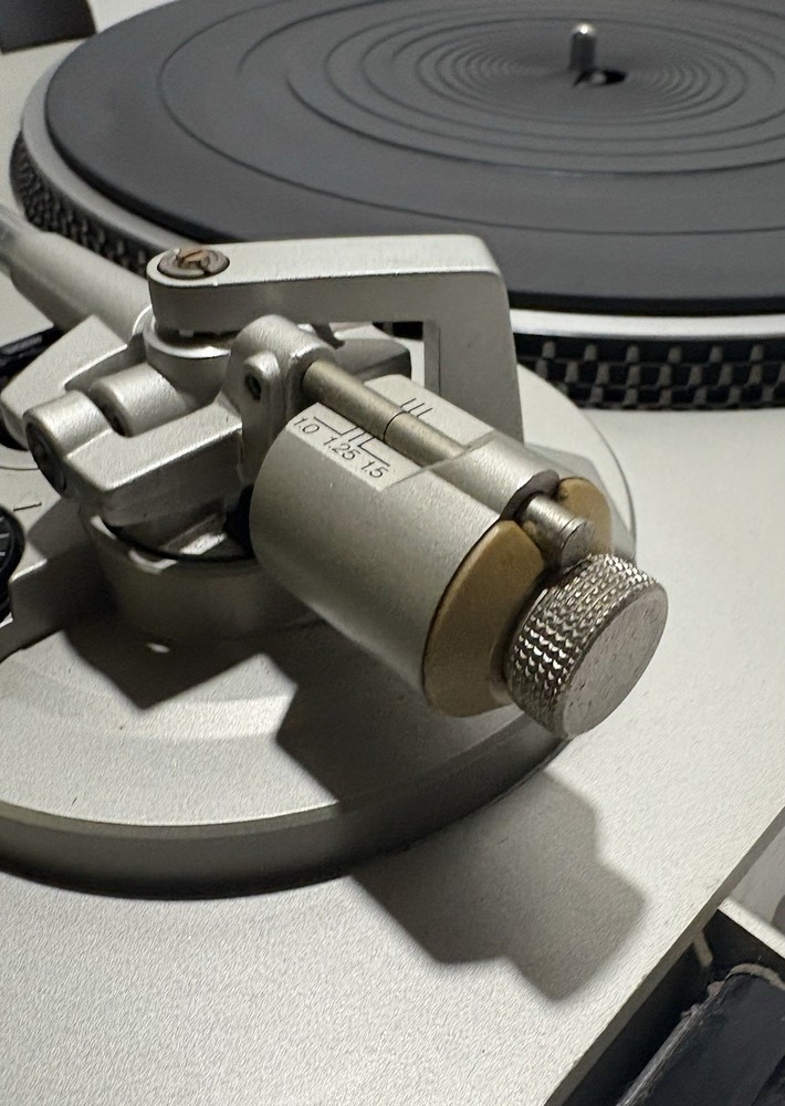 Technics SL-D20 Direct Drive Automatic Turntable System, Not Tested