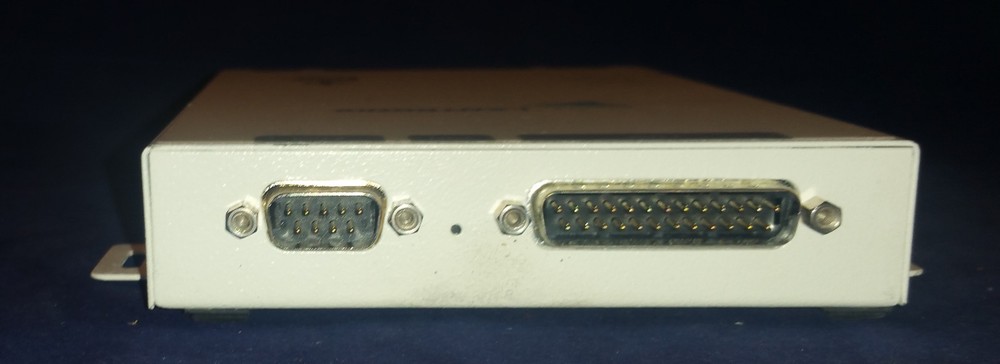 LANTRONIX SCS200 310-413 Rev. B Serial Secure Console Server...... (C19B3)