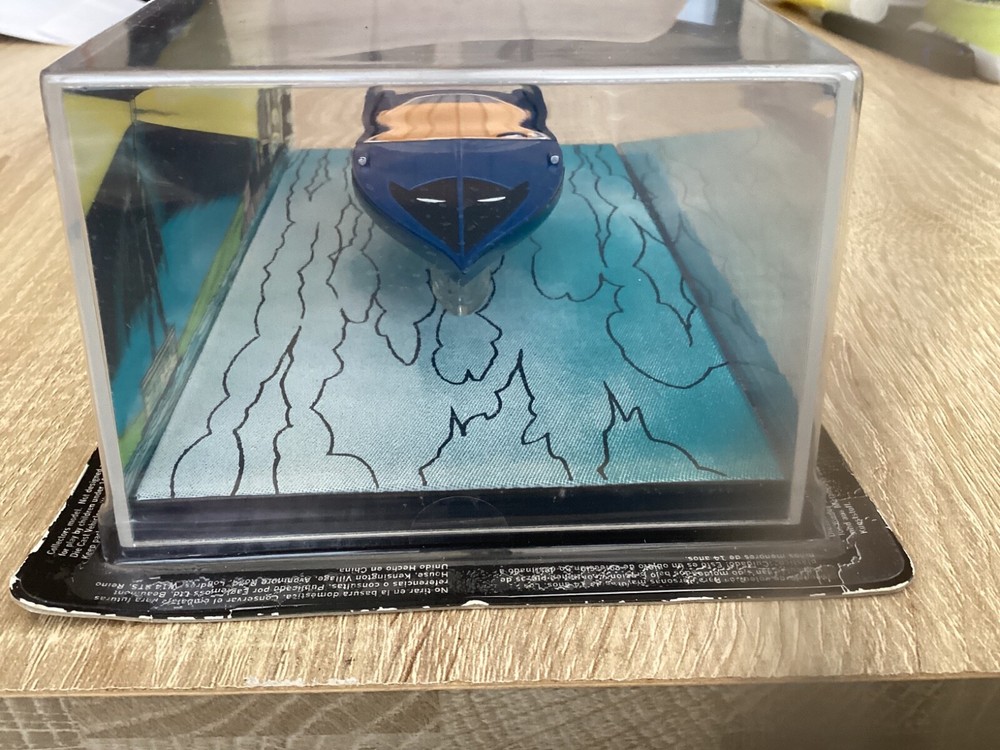 BATMAN #112 BOAT DIE-CAST MODEL