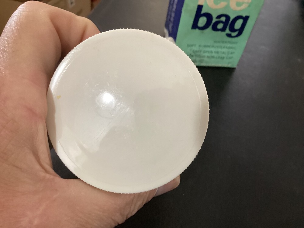 Vintage Higgs 6" Small Ice Bag