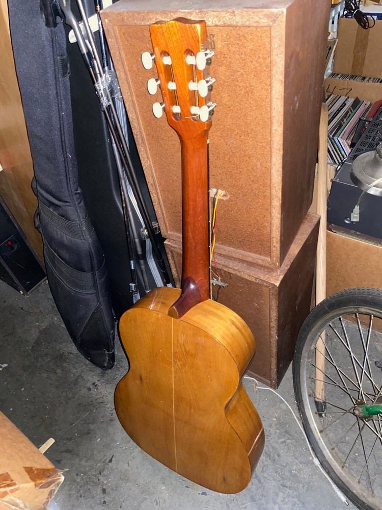 Giannini AWN 20 Classical Guitar Small 3/4 Model