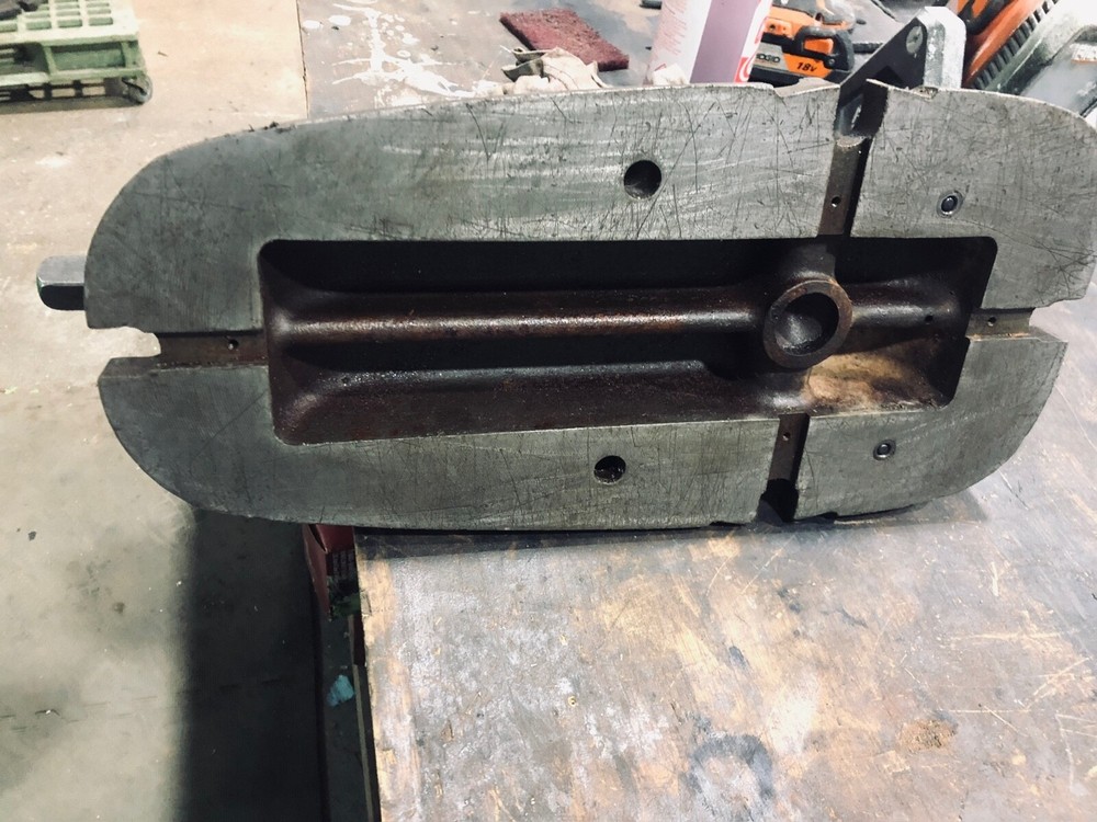 Bridgeport Milling Vise 6" jaws