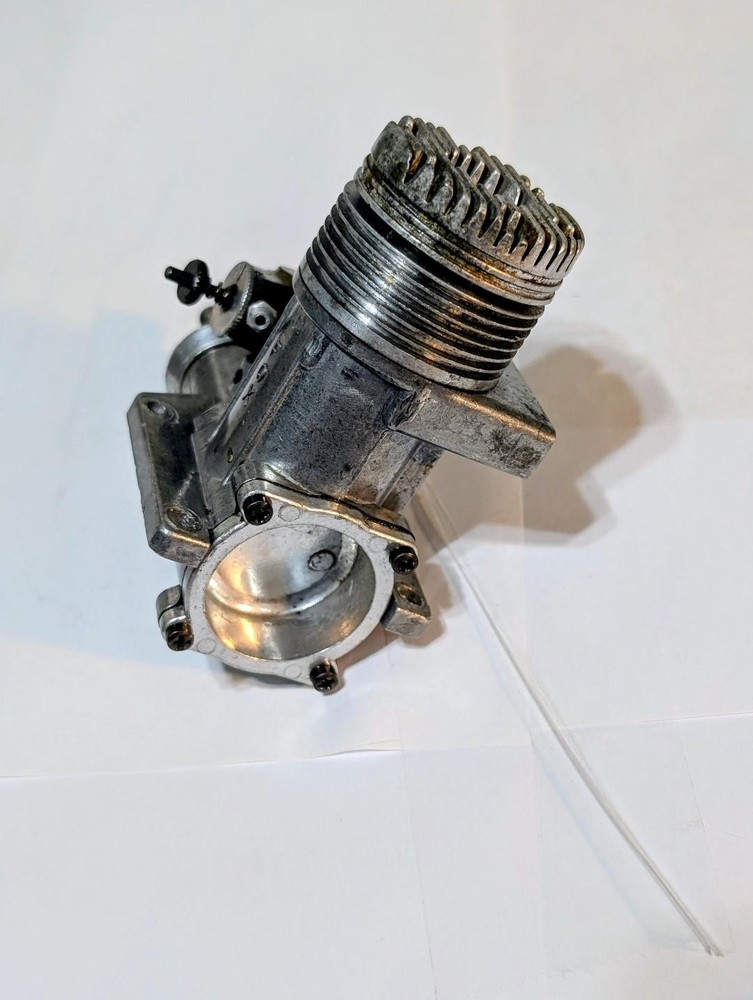 FOX .40 R/C ENGINE W/ PERRY CARB, PRE-OWNED, EXCELLANT COMPRESSION,