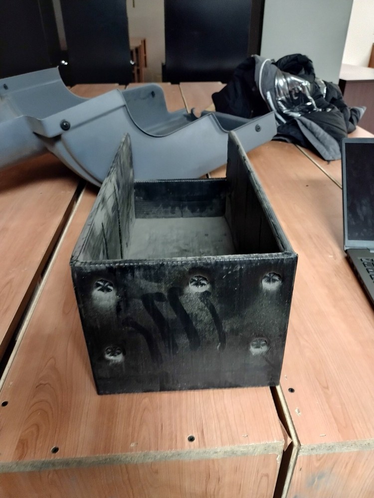 Flexcon/Poly Carbon Container, Small, Dimensions 17 3/4x8 1/2x7 1/4