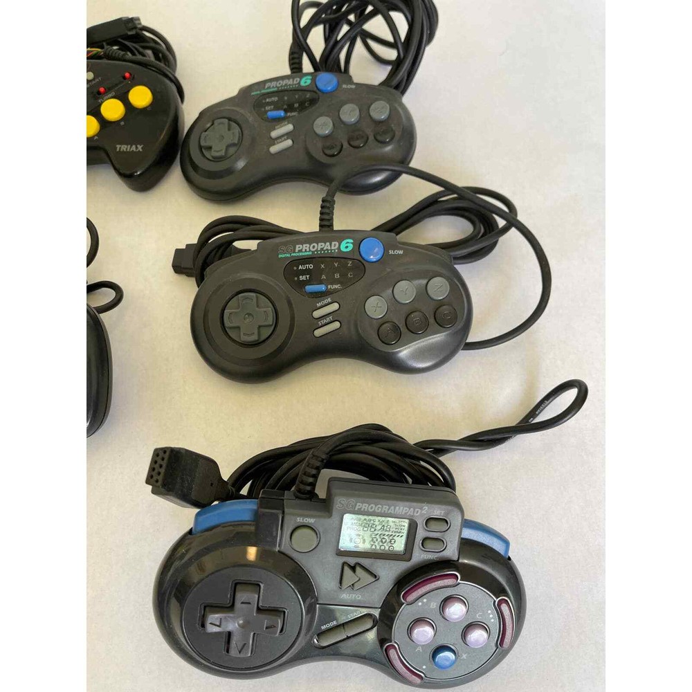 Sega Genesis Controller Lot (5 TOTAL)