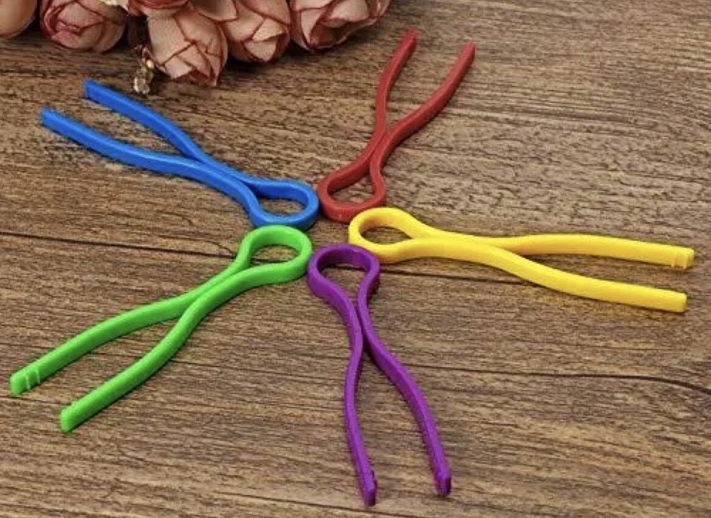 5 Colors Plastic Bobbin Thread Holders Thread Buddies Bobbin Clips Clamps 200 Pc