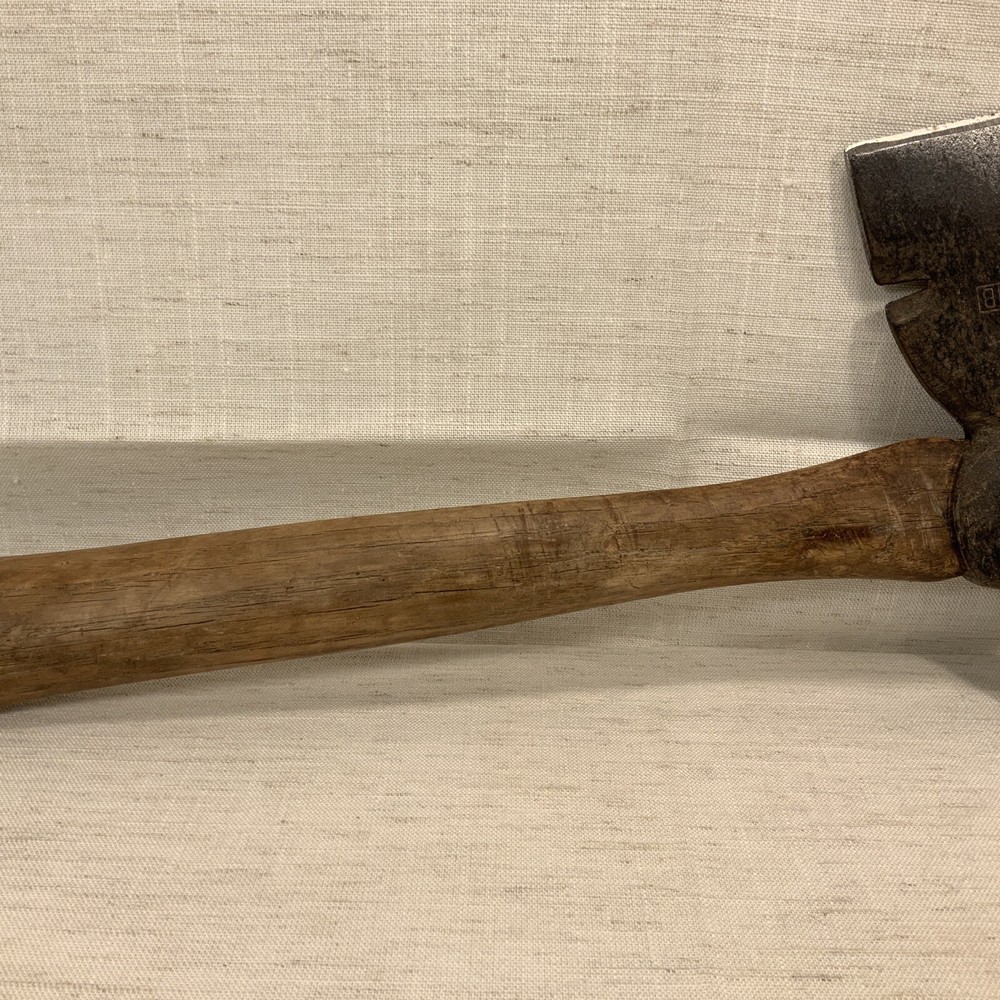 VINTAGE PLUMB CARPENTER'S HATCHET OCTAGONAL HAMMER w/ NAIL PULLER Tool