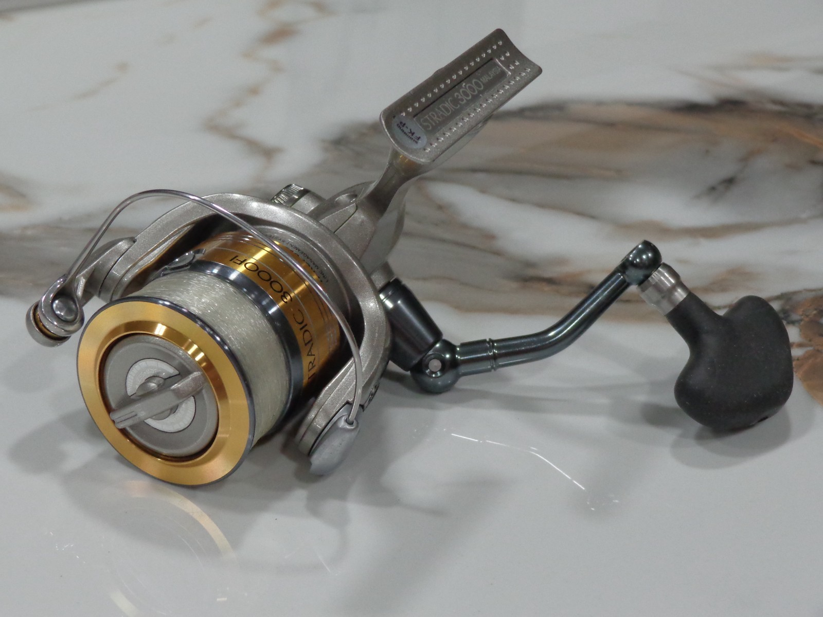 2008-2010 SHIMANO STRADIC 3000FI SPINNING REEL SUPER NICE! MUST SEE!!