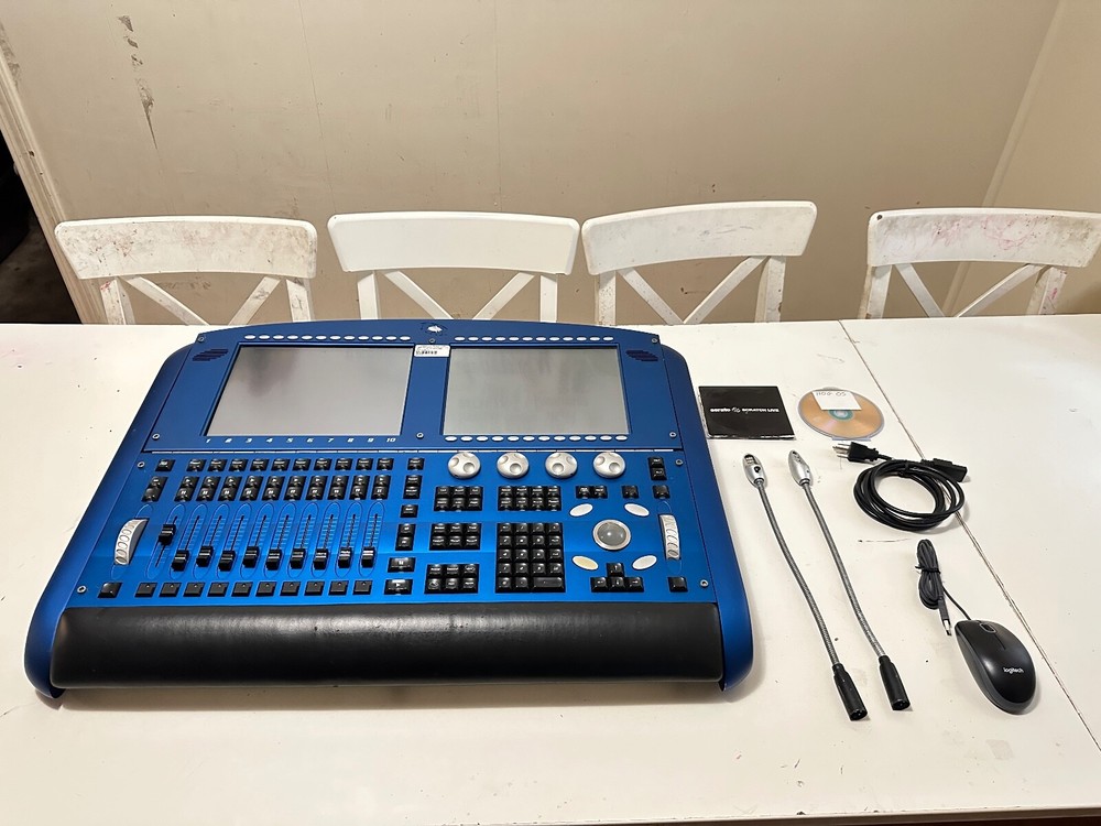 Smashwolf Productions WholeHog 3 Lighting Console