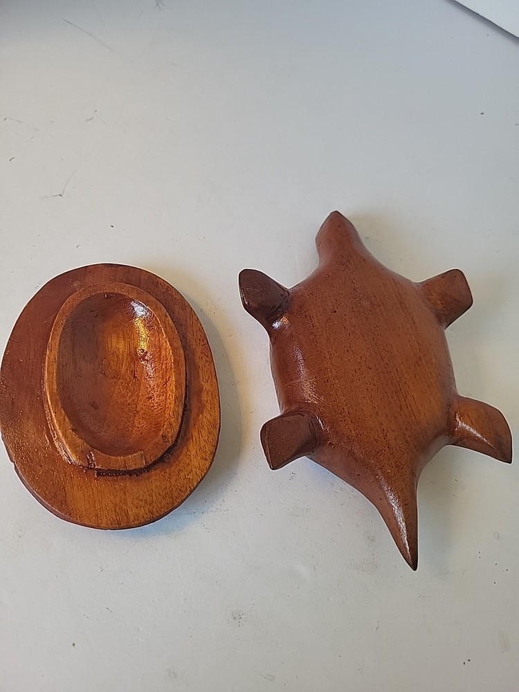 Hand Carved Turtle Trinket Box