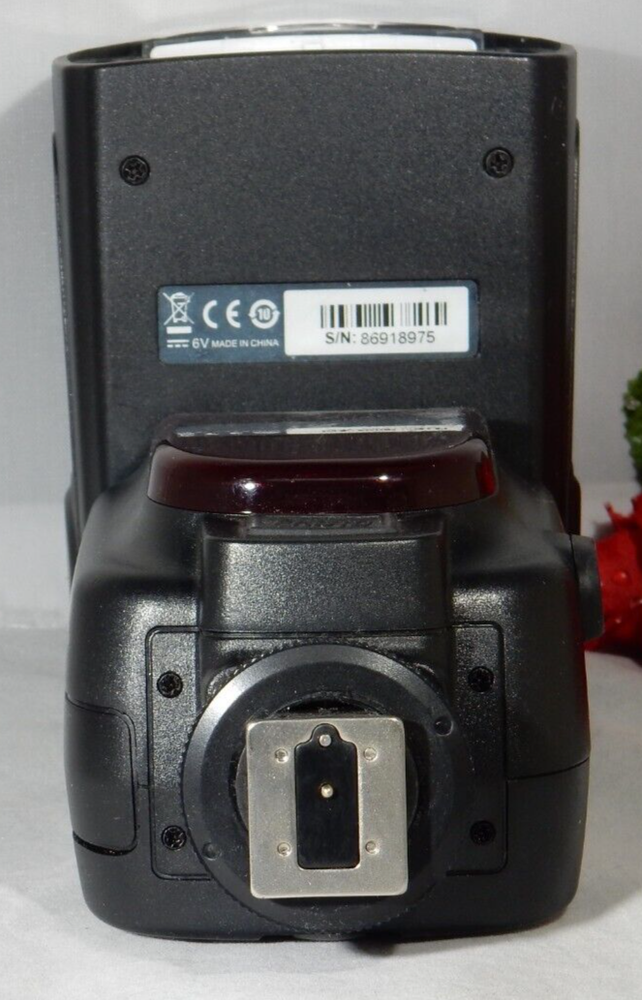 Neewer Speedlight NW 620 Flash Attachment