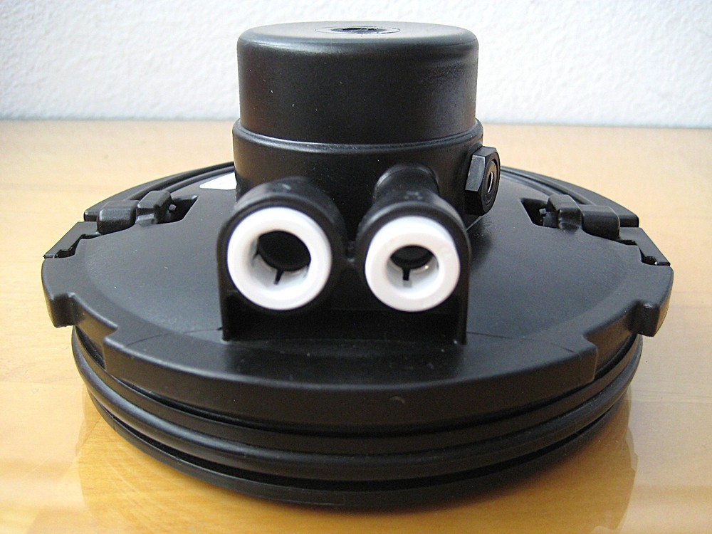 NEW AUTHENTIC AMWAY ESPRING FILTER BRACKET REPLACEMENT BLACK