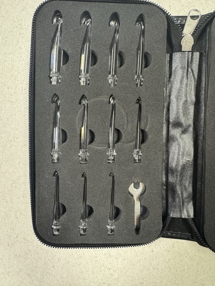 Crochet Hook Set with Interchangeable Hook Sizes and Built-in Light