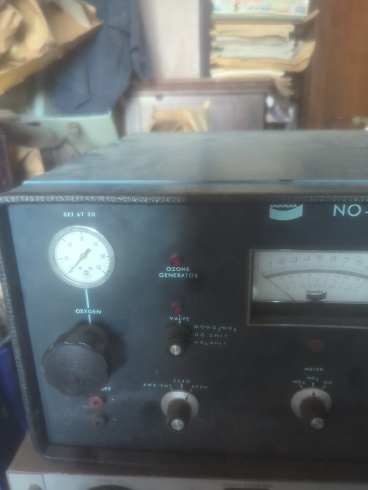 NO-NO2-NOX Analyzer Bendix Untested