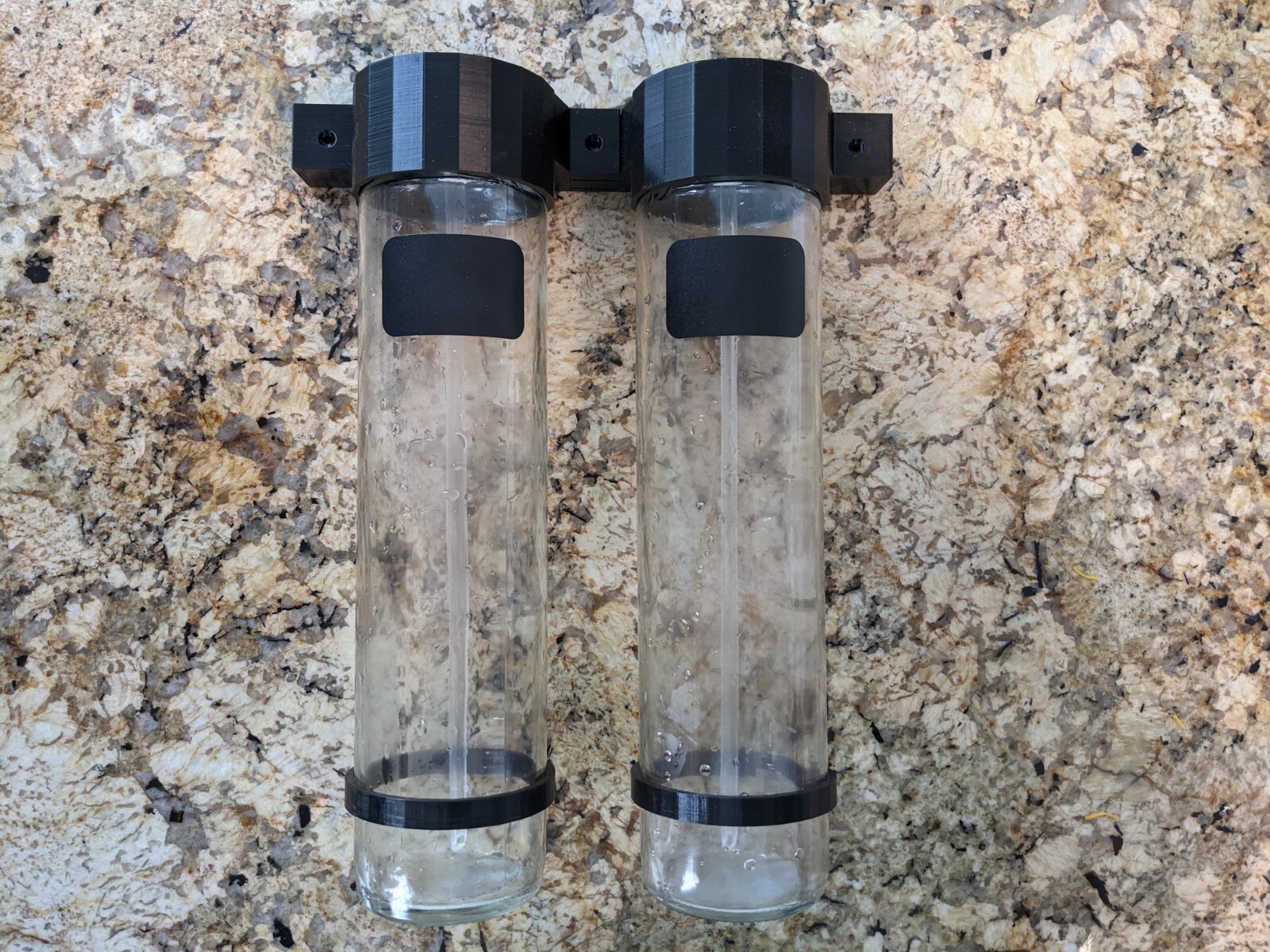 Aquarium Dosing Containers Plastic 500ml Marine Reef Slim Wall Mount Bottles