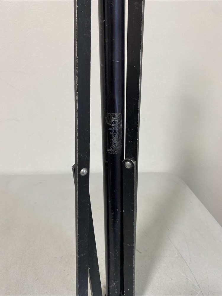 Speedotron Lightweight Air Cushioned Light Stand 3 Risers
