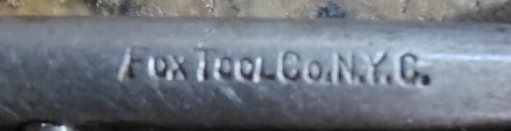 🗽 VINTAGE FOX TOOL CO. 4"OD CALIPER