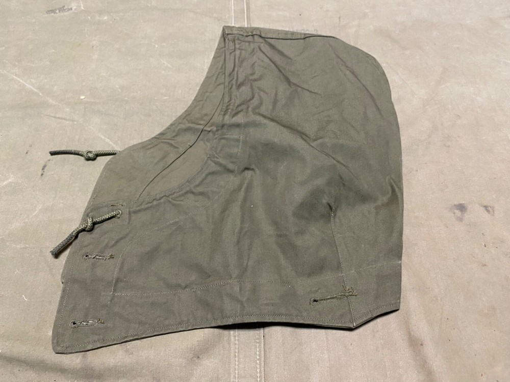 ORIGINAL WWII US ARMY INFANTRY M1943 CLOTH HOOD-LARGE, DATED:1944