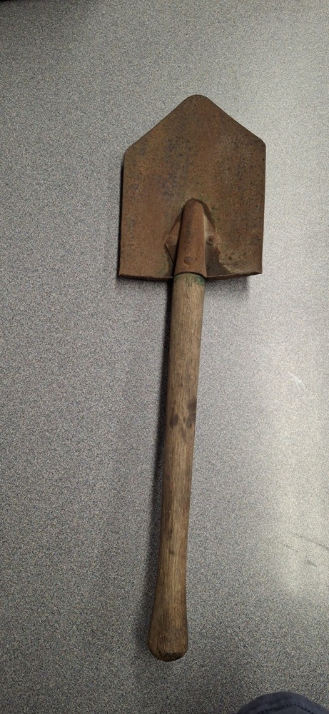 WW2 USMC M43 Entrenching Tool, Modified With Fixed Handle. Rare
