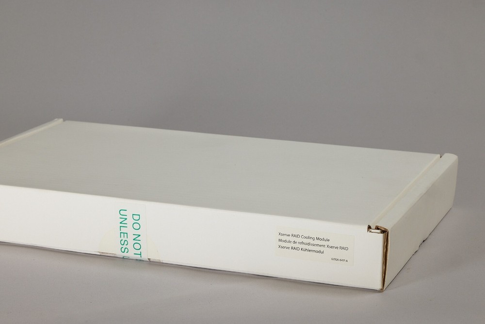 Apple X-Raid Kit includes,Power supply,Drive Module,Cooling Unit,RaidContlr