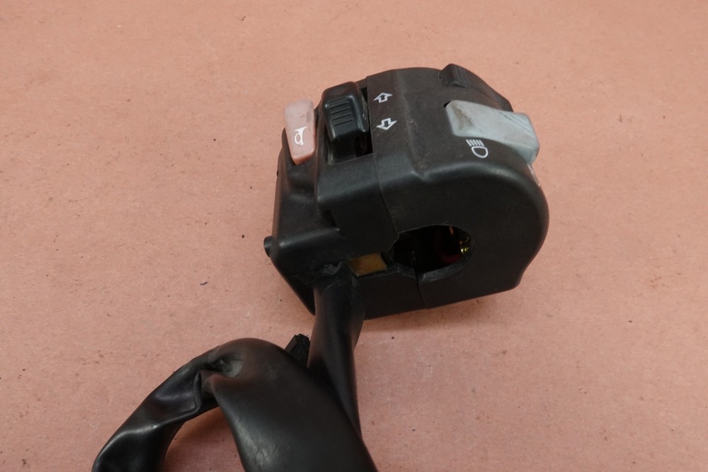 2004-2011 SUZUKI V-Strom 650 DL650 Left Handlebar Switch Turn Signal