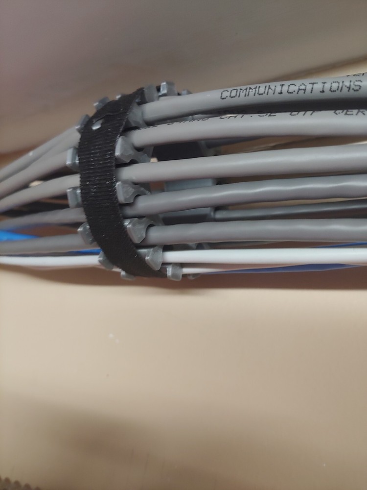 Ethernet 16 Cable Comb CAT 5e/6 7MM OD
