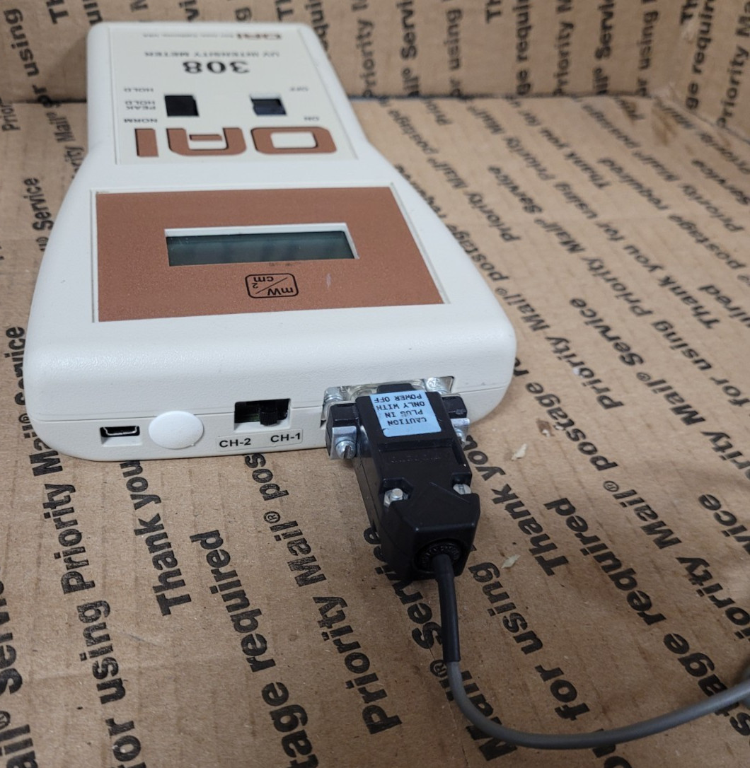 Optical Associates OAI 308 UV Intensity Meter W/UVB Probe/Sensor (TURNS ON)