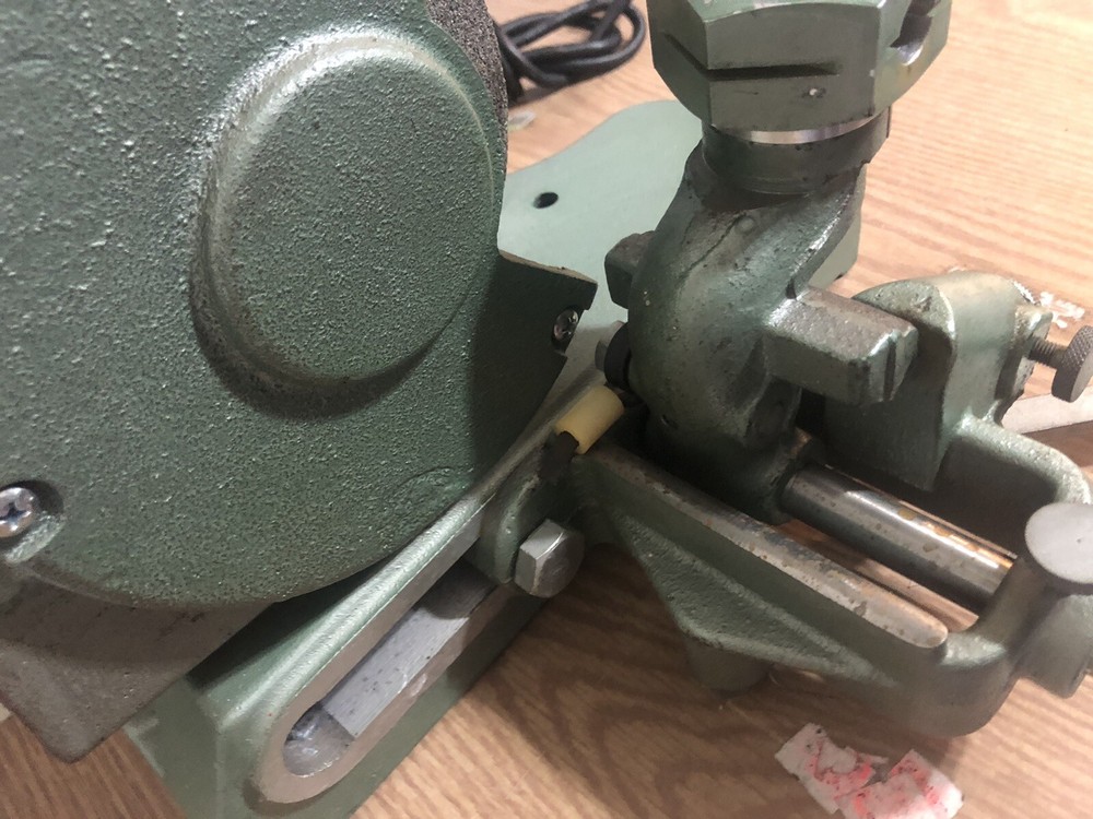 Heavy Duty Drill Bit Sharpener Lisle 91000 Drill Grinder Runs Smoothly