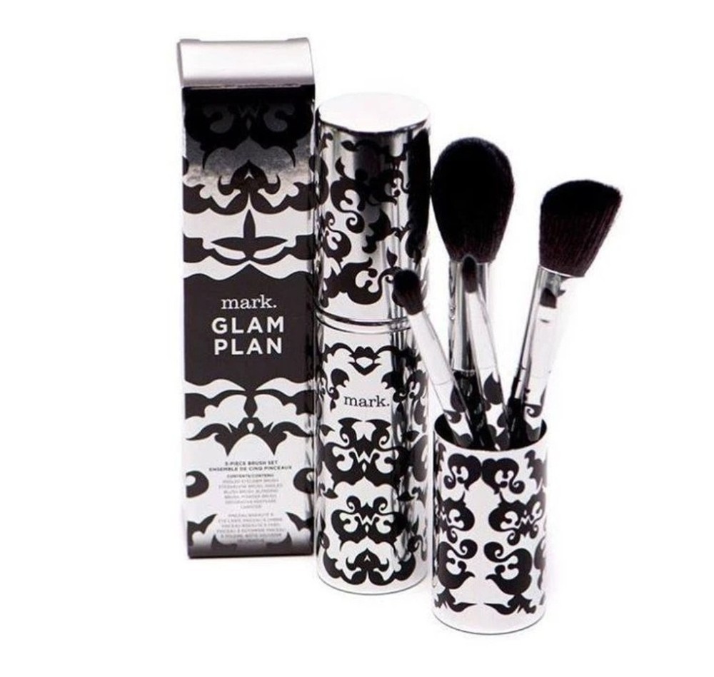 Avon mark Glam Plan Make Up Brushes
