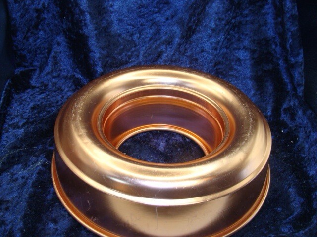BUNDT COPPER CAKE PAN~ 9”d ~ 2.5” High~ VGC ~