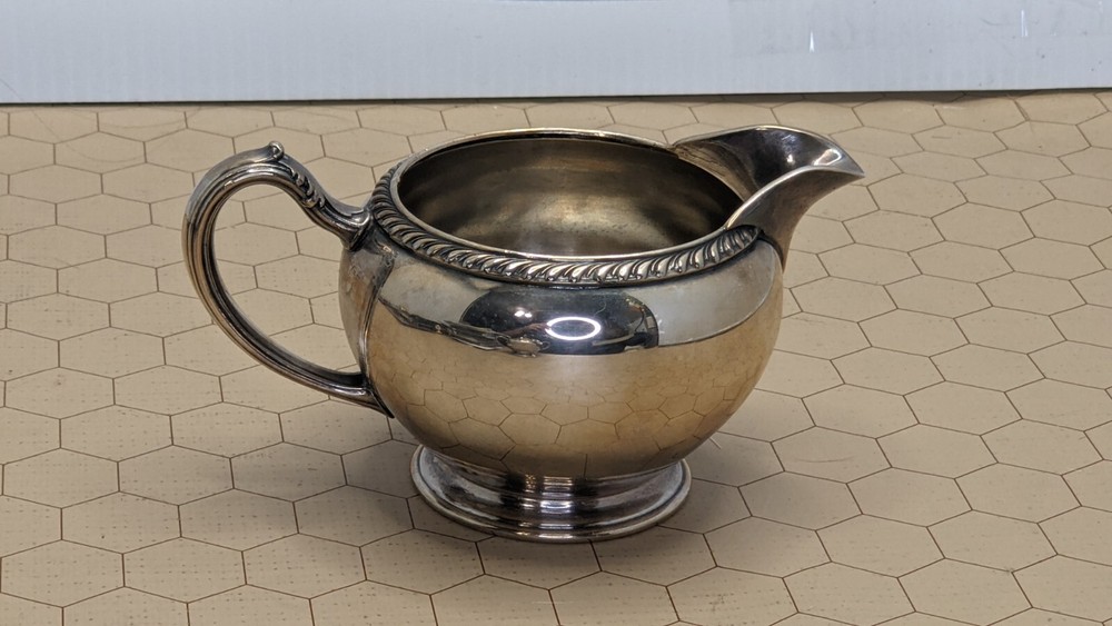 Oneida Fiesta Silver Plated 3" Tall Coffee Or Tea Creamer Pitcher with Handle