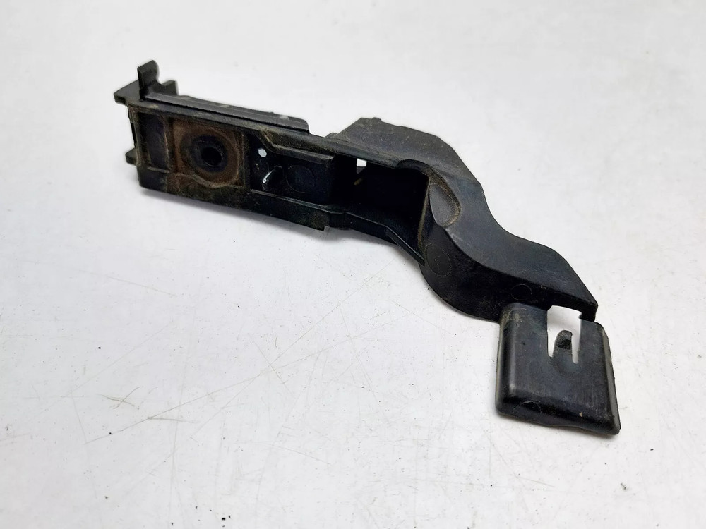 AUDI A4 B8.5 2014 REAR BUMPER MOUNT BRACKET SUPPORT RIGHT DRIVER SIDE OFFSIDE