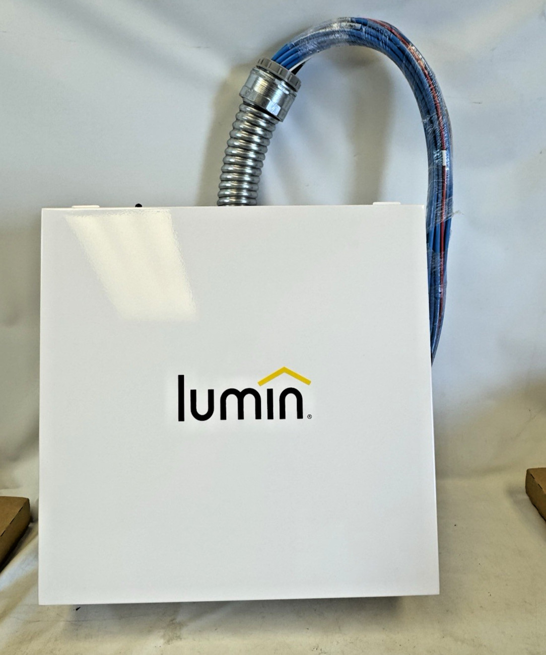 Lumin LSP-DC Smart Electrical Panel for Solar Storage 120-240 VAC, 60Hz -Indoor