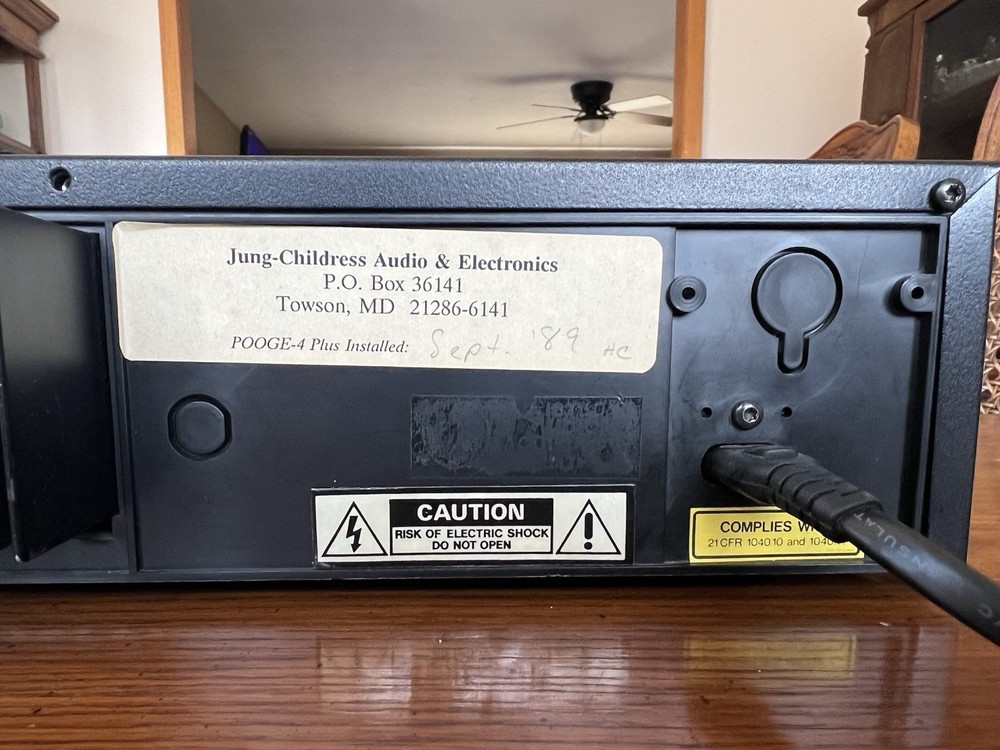 Magnavox CDB650 CD Player with Remote Control Phillips TDA DAC chip