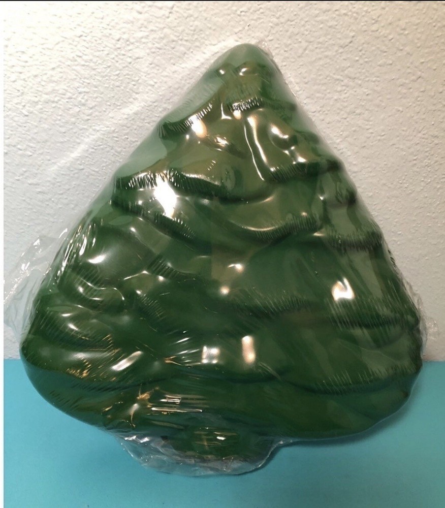 Nordic Ware Christmas Tree Pan